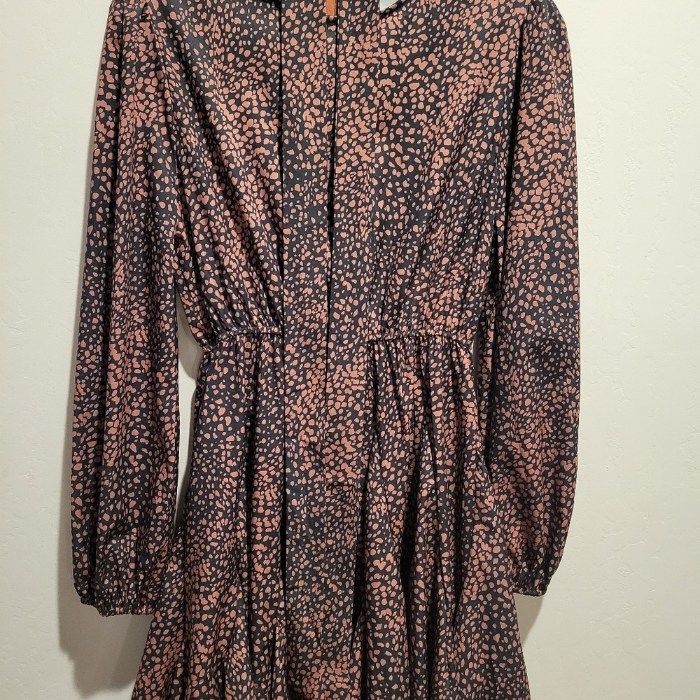 Cheetah print long-sleeve short dress